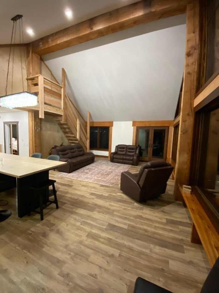 River Safari Mountain View Suite Blue River Εξωτερικό φωτογραφία